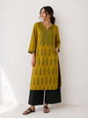 Haridrā Kurta